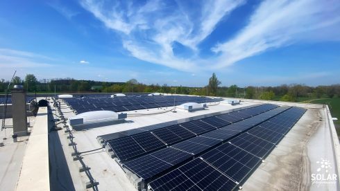 99,9 kWp Gewerbe Flachdach-Anlage