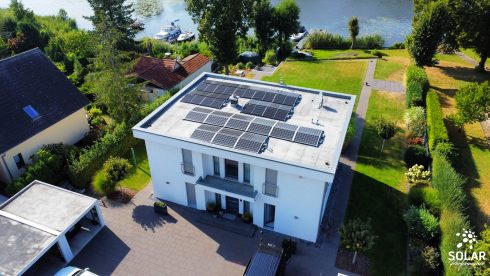 Erweiterung einer Flachdachanlage um 8,10 kWp