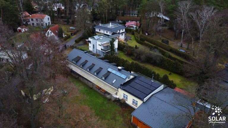 Fullblack auf Bitumen